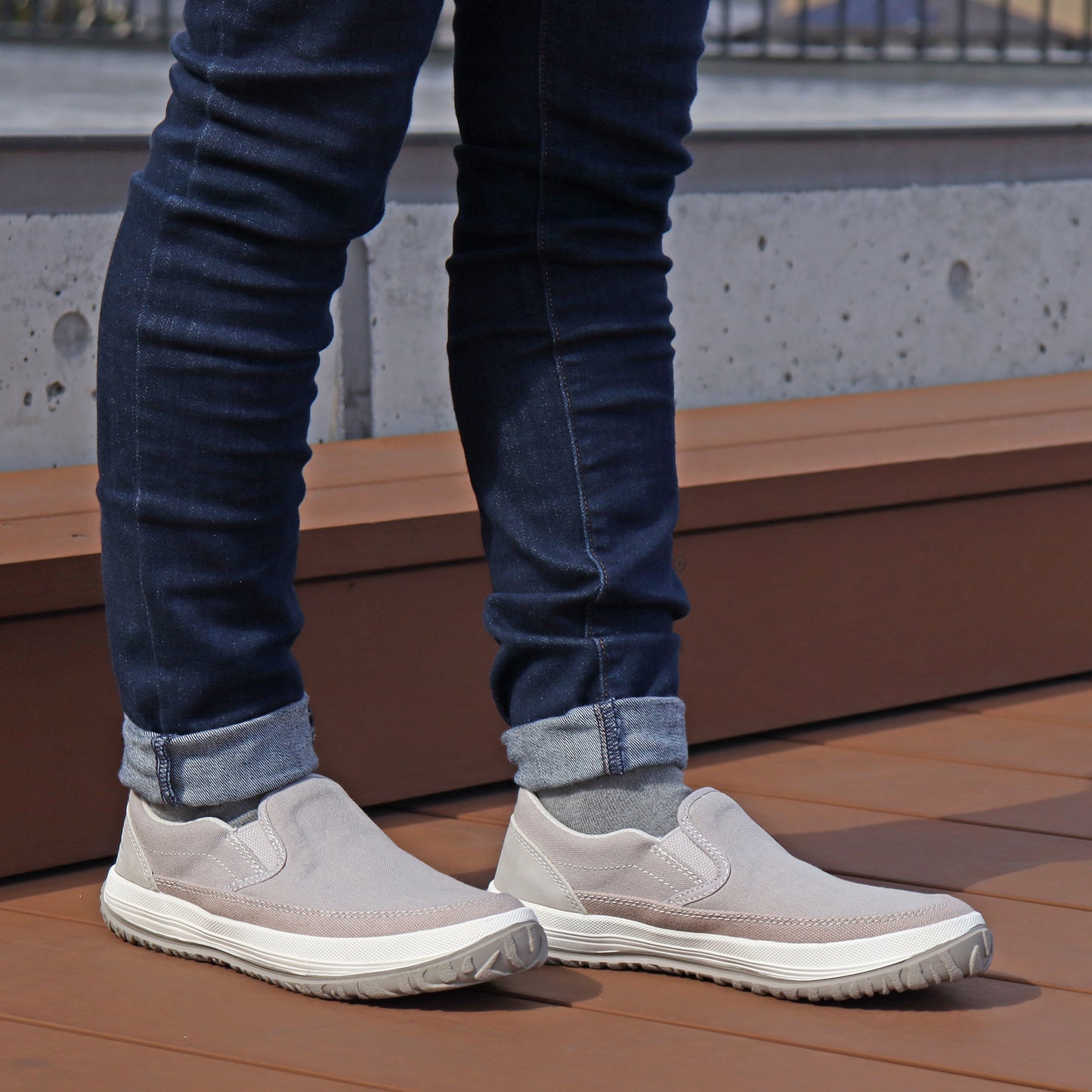 MILA AD906 Black - AdmiralSPORTS