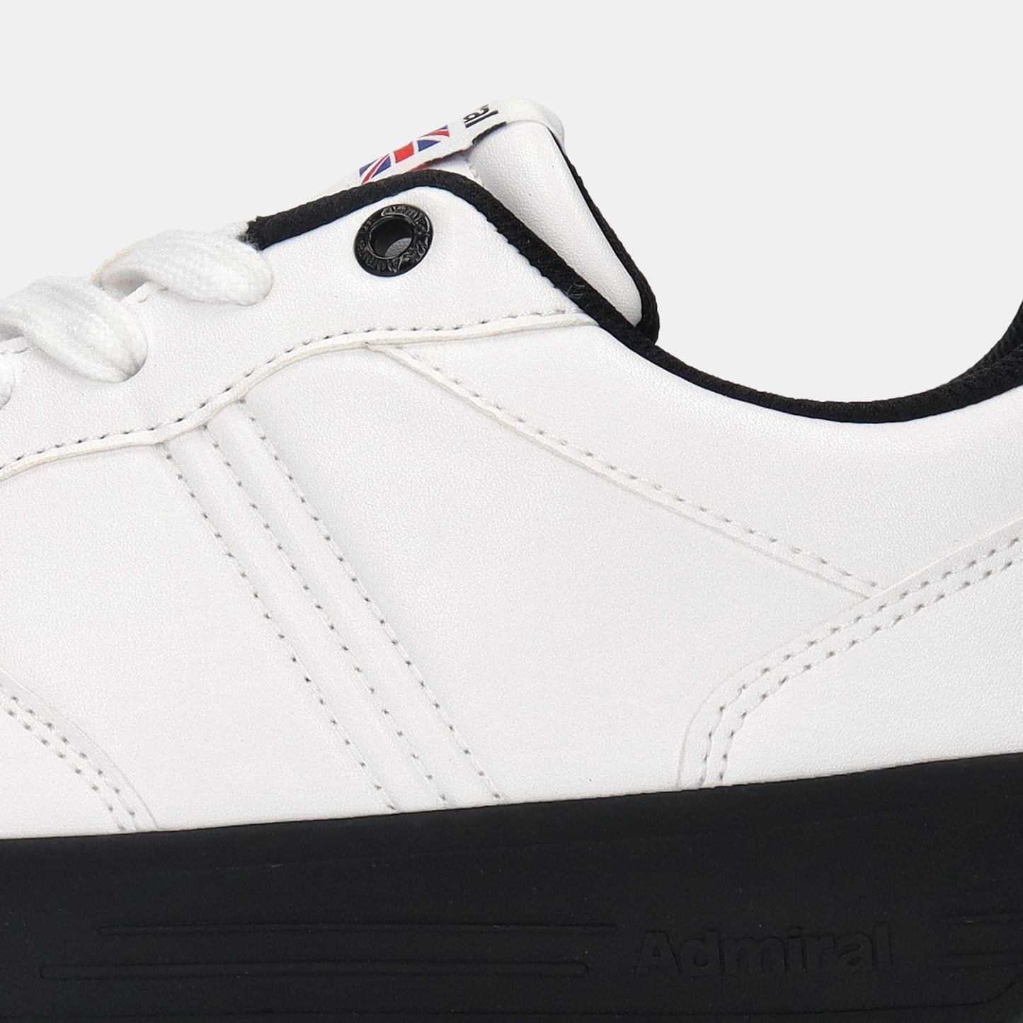 NEWCASTLE(ニューキャッスル)　AD913 White/Black レディース - AdmiralFootwear