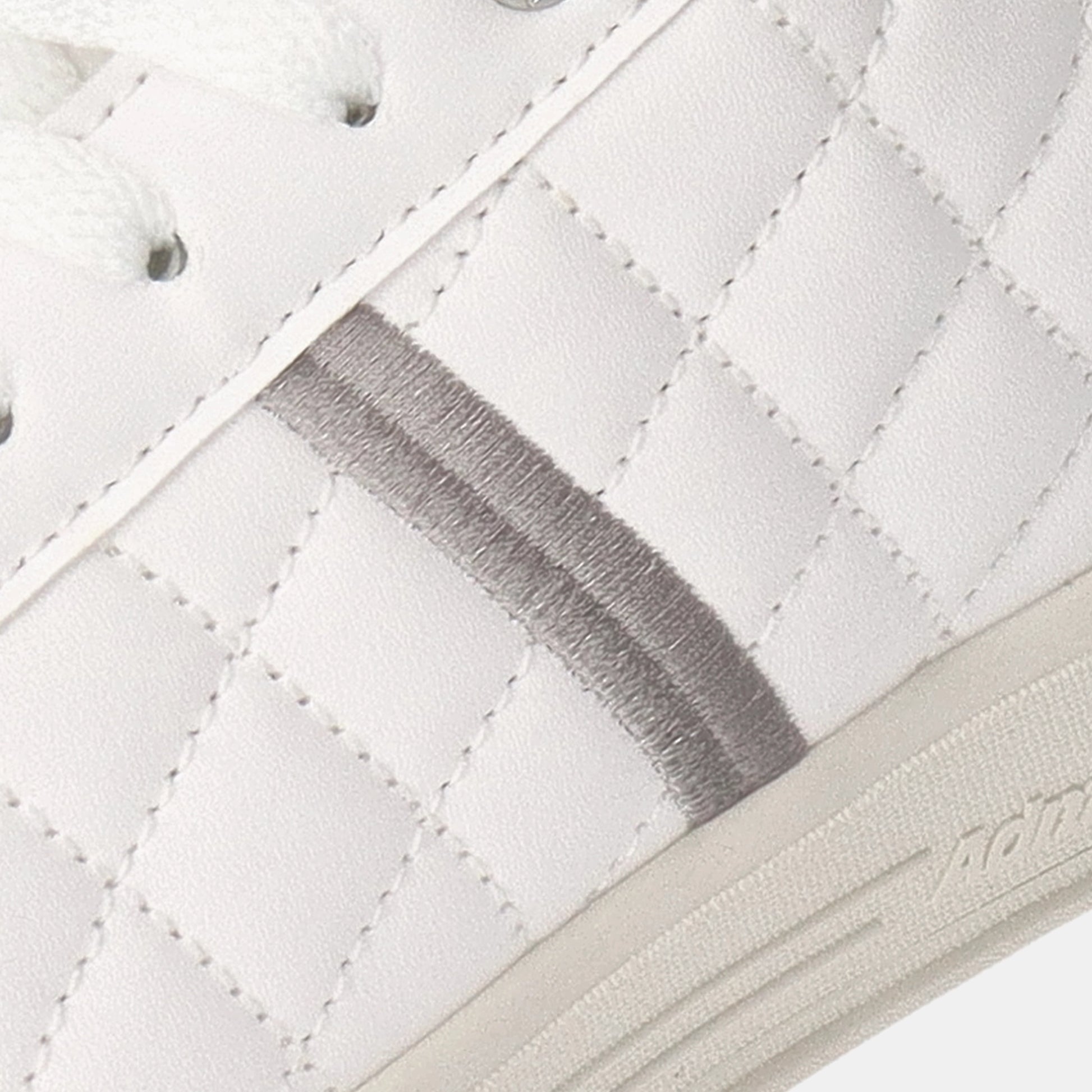 MARTON QUILT(マートンキルト)　AD833 White/Silver - AdmiralFootwear